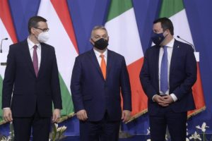 morawiecki orban y salvini