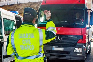 guardia civil camion