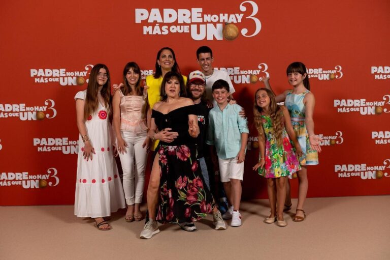 padre no hay mas que uno tres