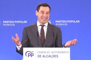 Moreno Bonilla en consejo autonómico de alcaldes