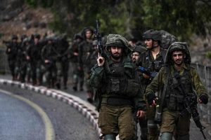 soldados israelies en la frontera con libano