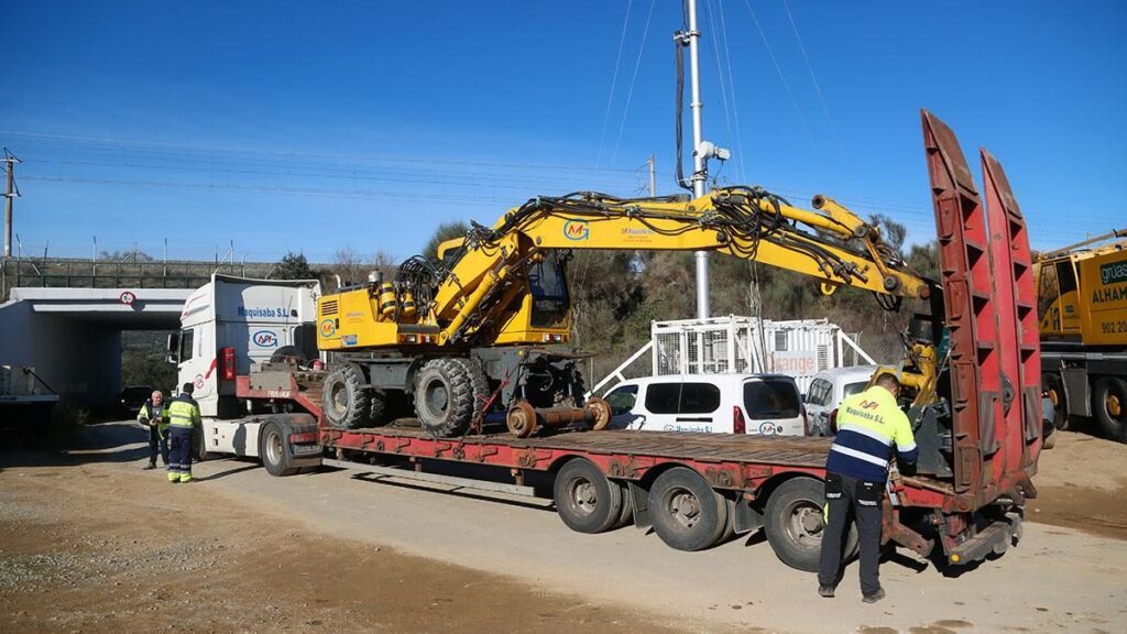 maquinaria pesada adamuz